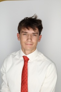 Portrait of Noah Zabinski